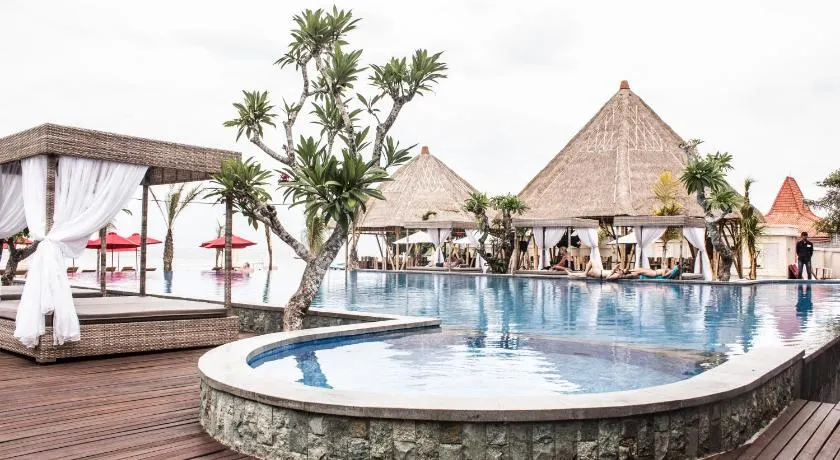 Maruti Beach Club - Image 1