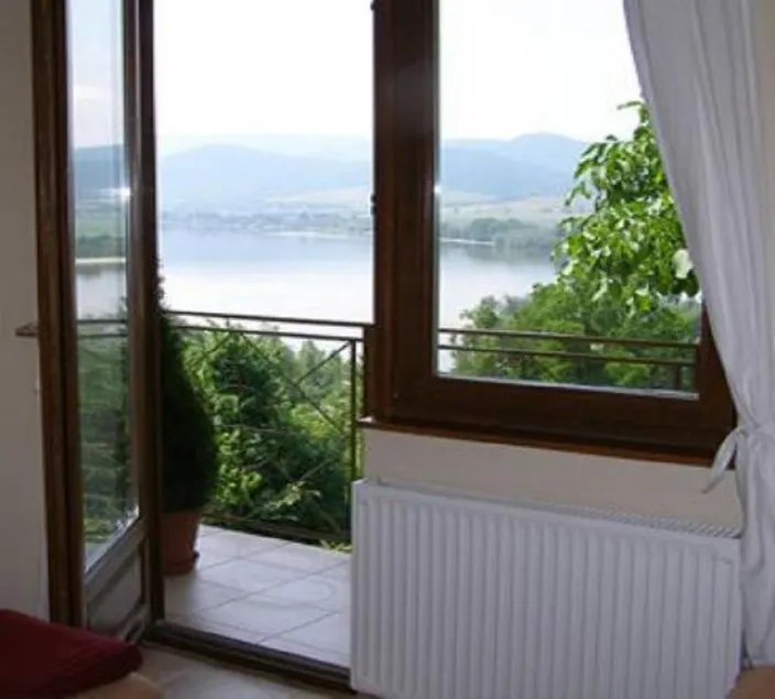 Dunakavics Apartman 2 - Image 1