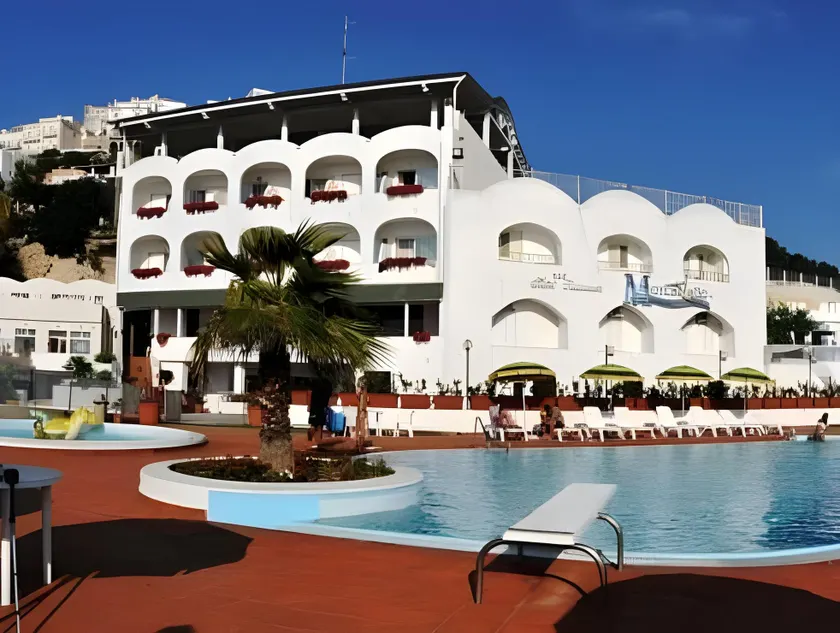 Morcavallo Hotel & Wellness - Image 1
