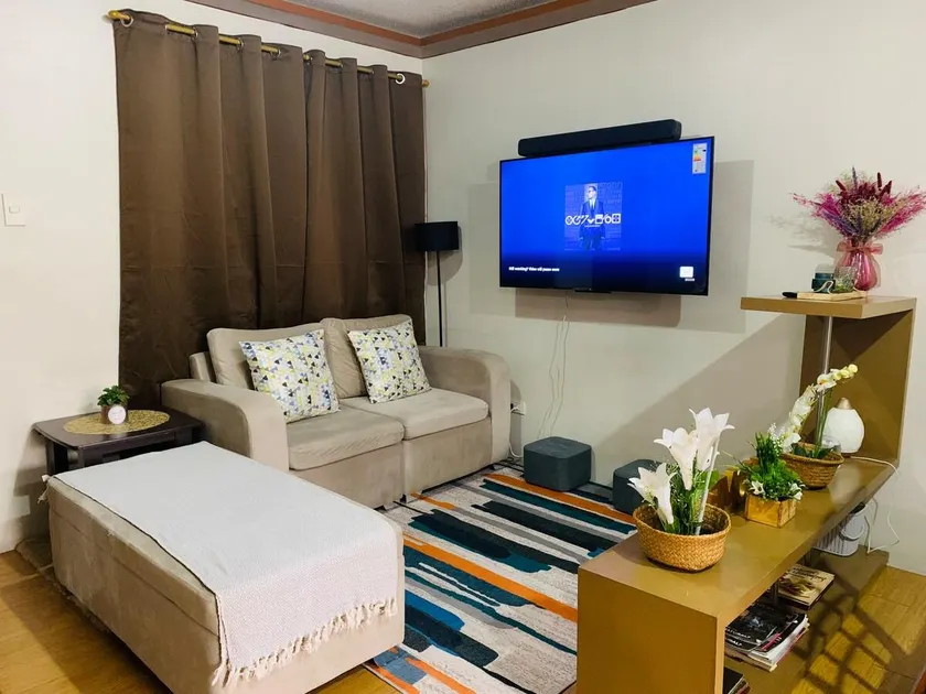 *Accessible 2BR condo close to SM Marikina/LRT 2* - Image 1