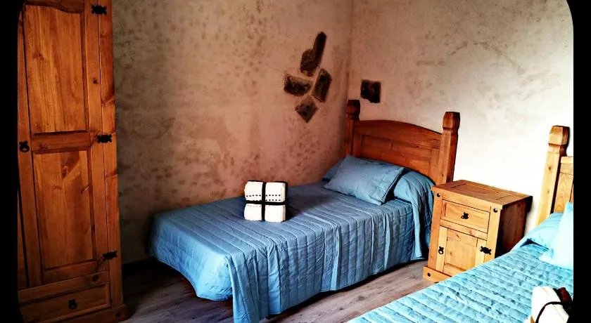Hostal del Currante Babilafuente - Image 1