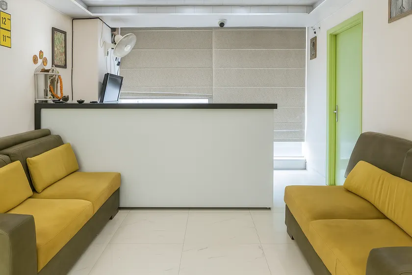 Comfort Stay - Near Airport - Image 1