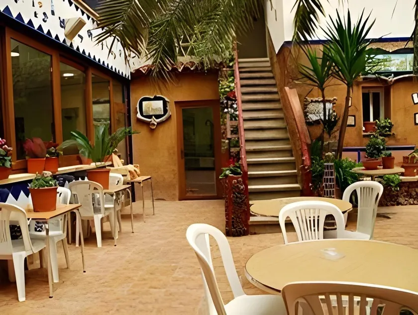 El Camí Hotel - Image 1