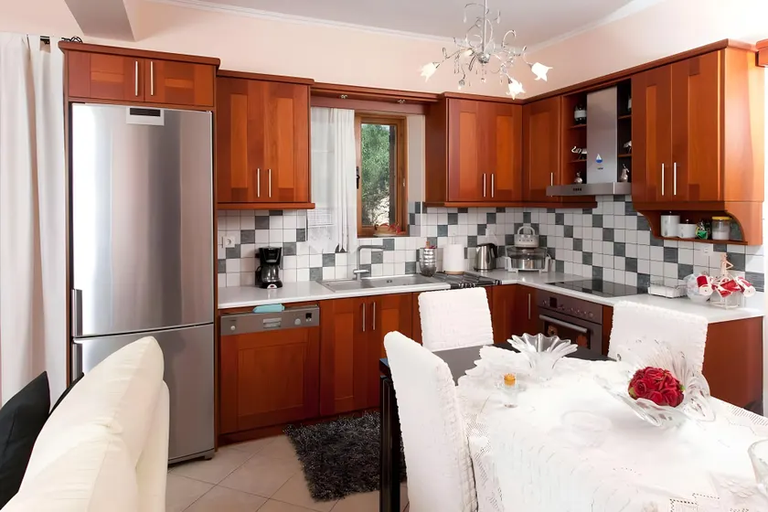 Seaside Serenity - Stylish Seaview Home - Image 1
