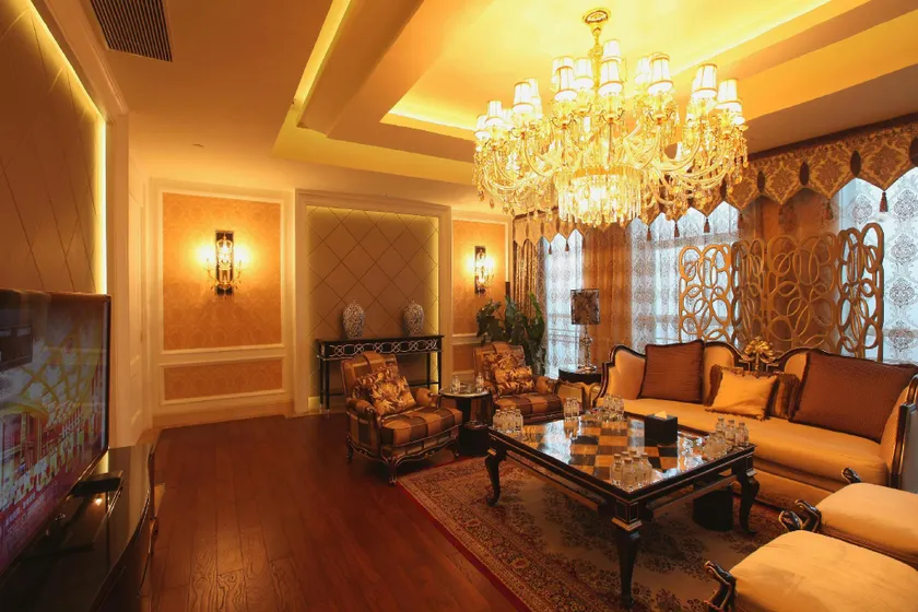 Yungang Meigao Hotel - Image 1