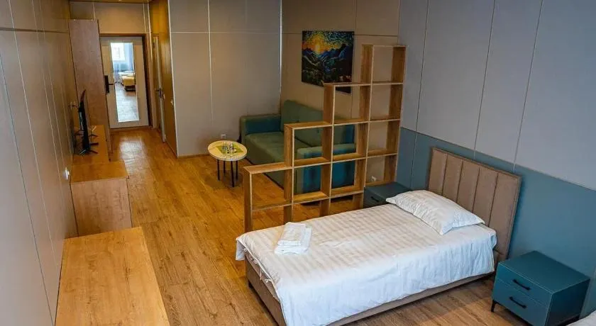 Fly Apartment - Image 1
