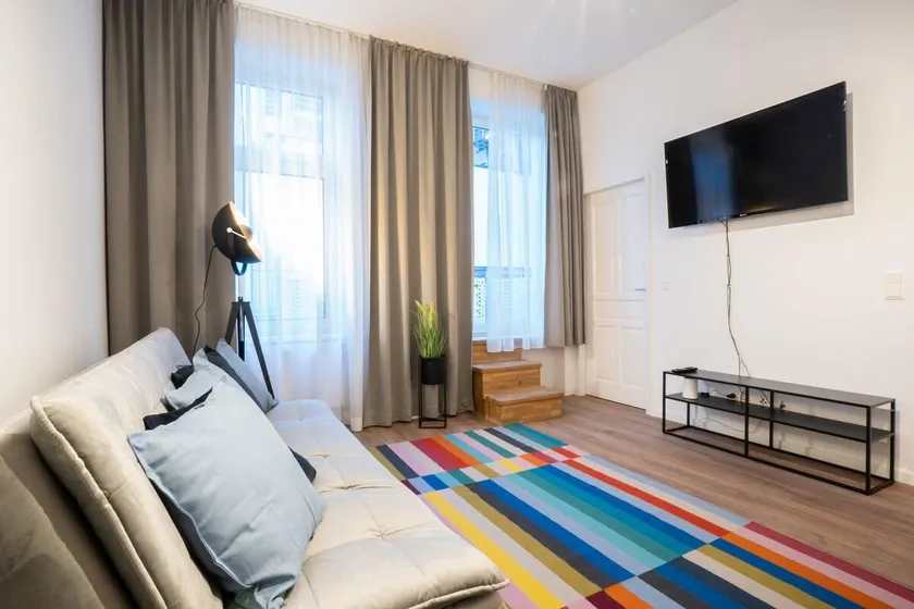 Spacious apartment in the 2nd district. - Image 1