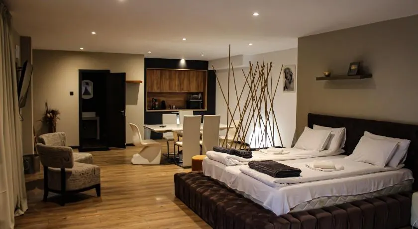 R34 Boutique Guest House - Image 1
