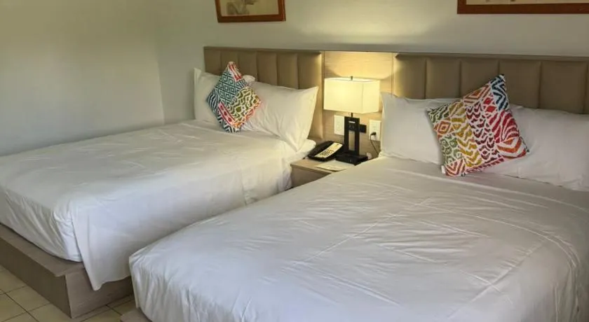 Cortsland Hotel - Image 1