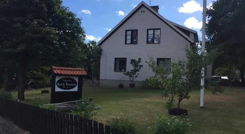 Degerfors Bed & Breakfast - Image 1