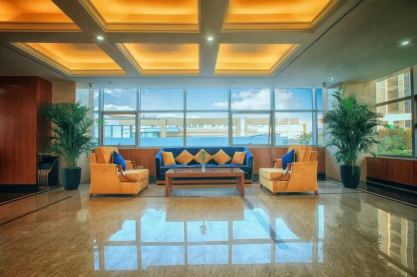 Yinhong Business Boutique Hotel - Image 1