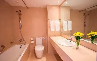 Hotel Corcyra Beach - Image 1
