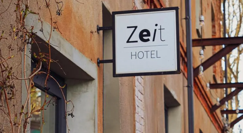 Zeit Hotel - Image 1