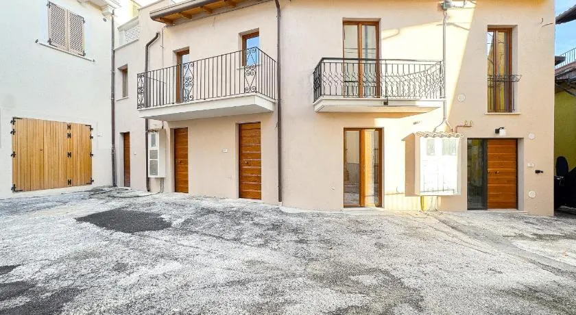GM Apartments - Image 1