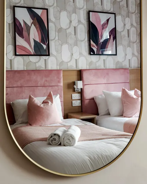 Mina Hotel - Image 1