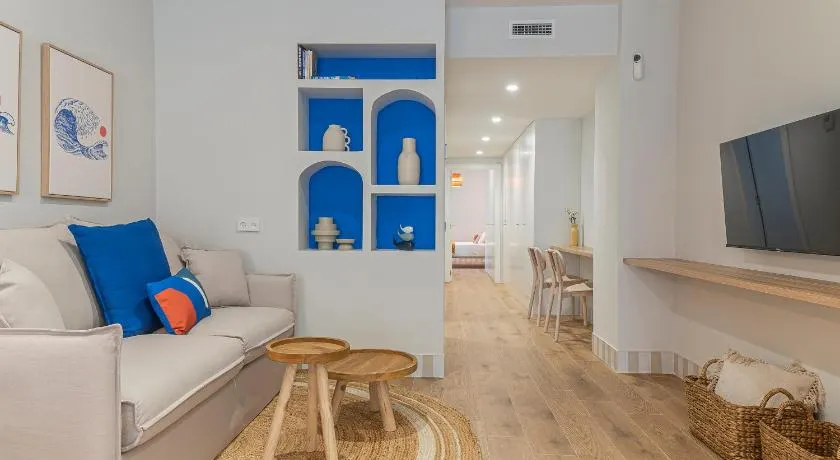 Malvarrosa Beach Stay - Image 1