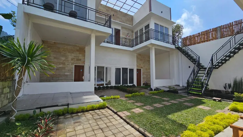 cahaya satu guest house - Image 1