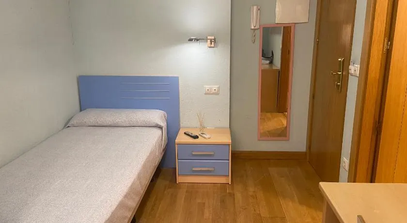 REMANAL Residencia - Image 1