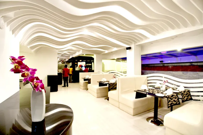 Innotel Business Boutique Hotel - Image 1