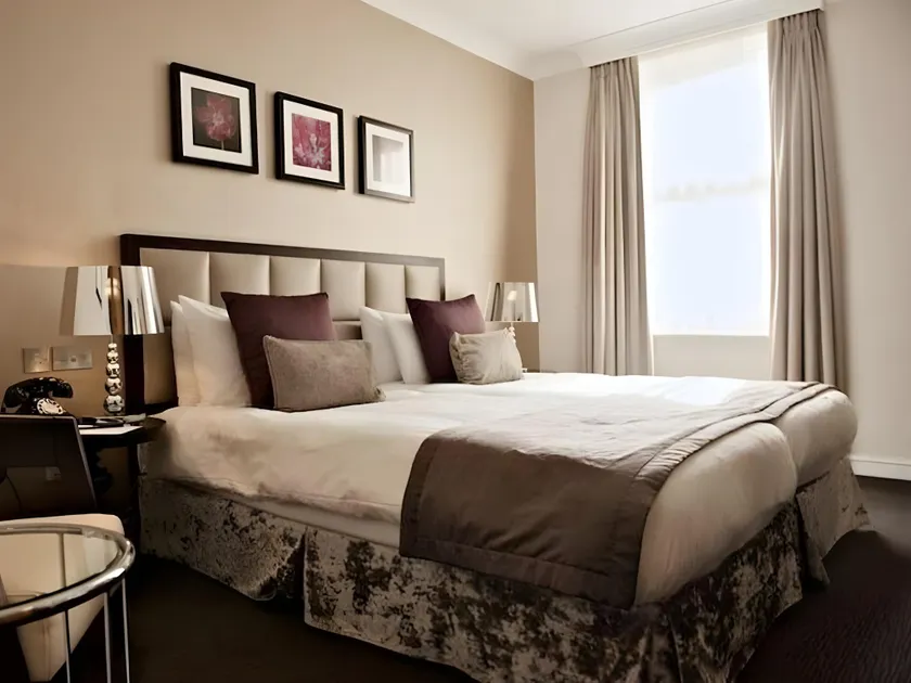 The Sanctuary House Hotel - Image 1