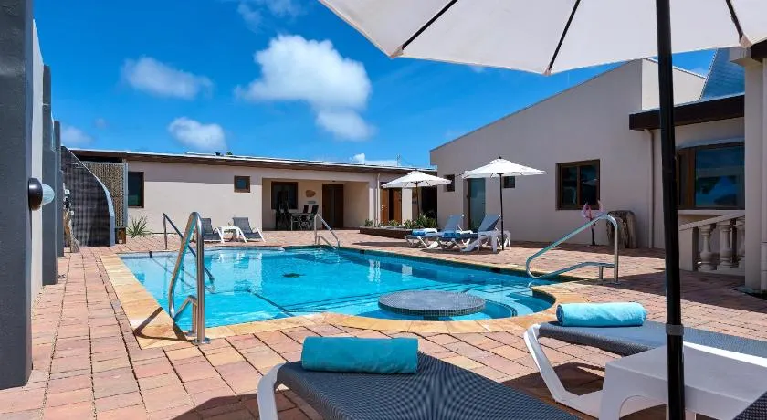 Bubali Luxury Apartments - Adults Only - Wheelchair Friendly - Image 1
