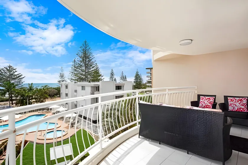 2nd Avenue Apartments - Hosted by Burleigh Letting - Image 1
