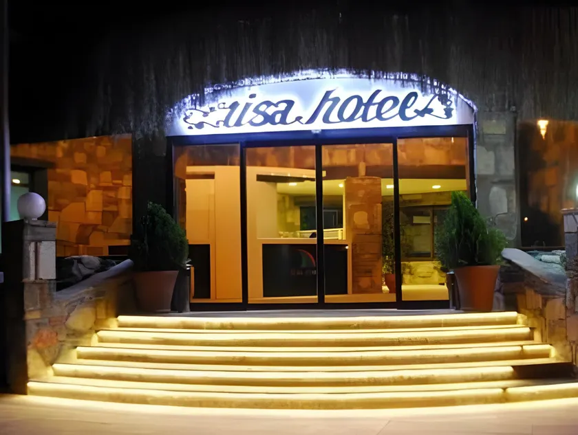 Bitez Risa Hotel - Image 1