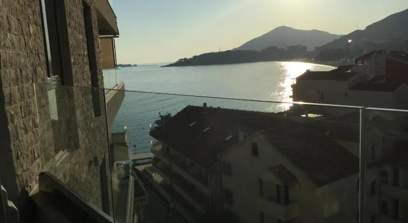 Apartment Sunset - Image 1