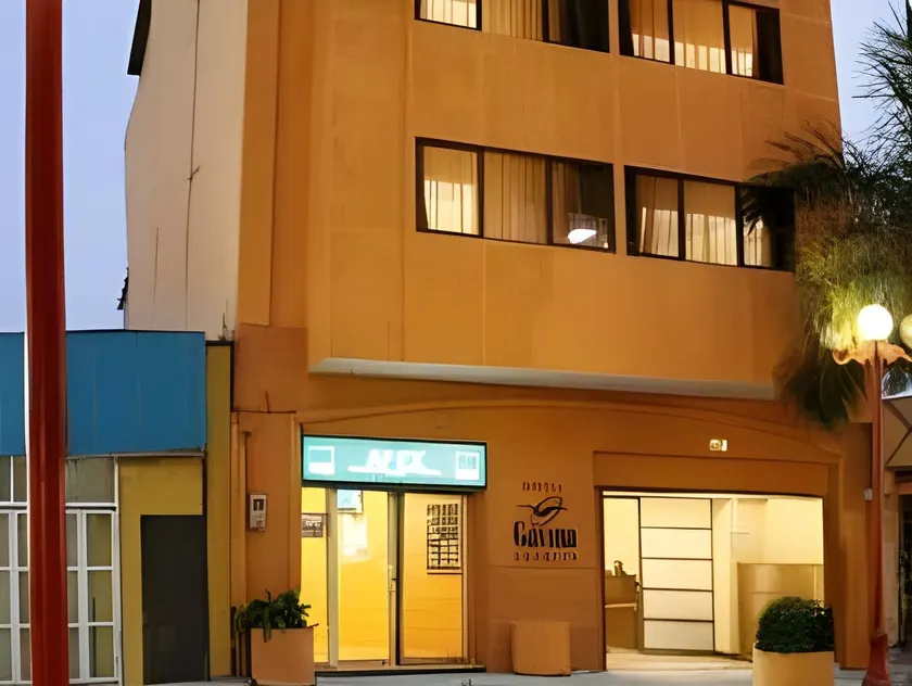 Hotel Gavina Express Arica - Image 1
