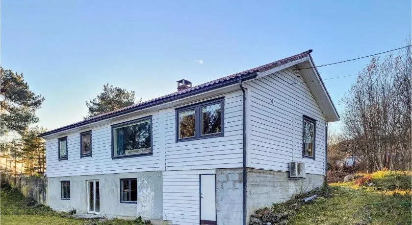 3 Bedroom Lovely Home In Hatlestrand - Image 1