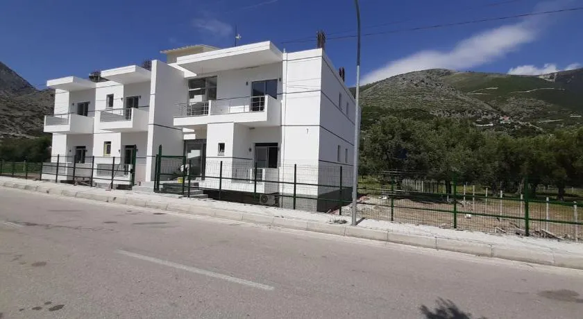 South Coast Hotel - Image 1