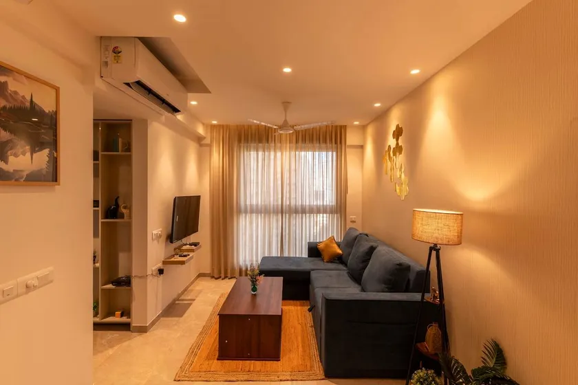 Ambient, Stylish 1bhk Apt in Hiranandani Powai - Image 1