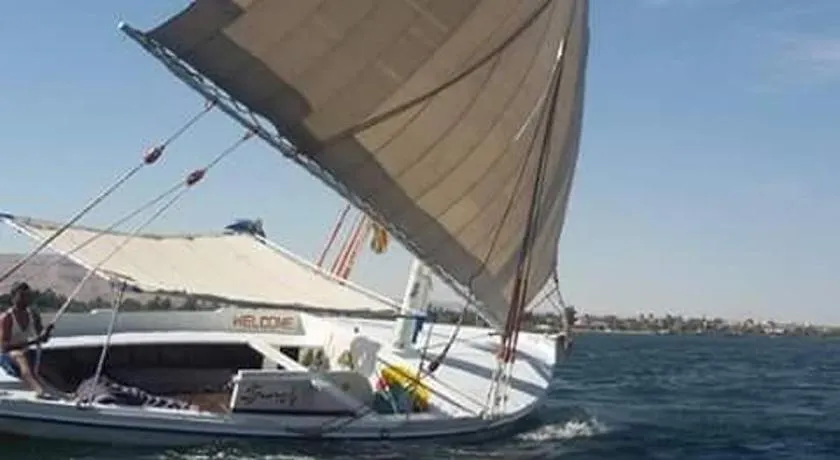 sailboat - Image 1