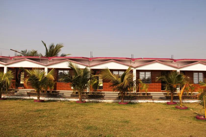 The Pavilion Beach Resort - Image 1