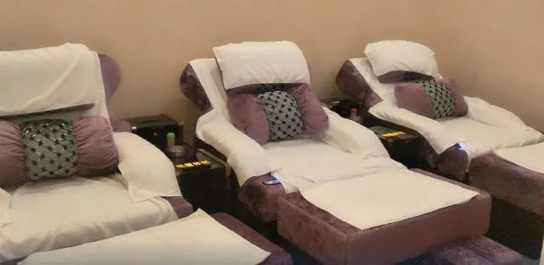 Zhaoqing Longzhu Hotel - Image 1