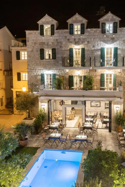 Casa Columba - Adults Only 4 Star Boutique Hotel with Outdoor Pool & Private Garden - Image 1