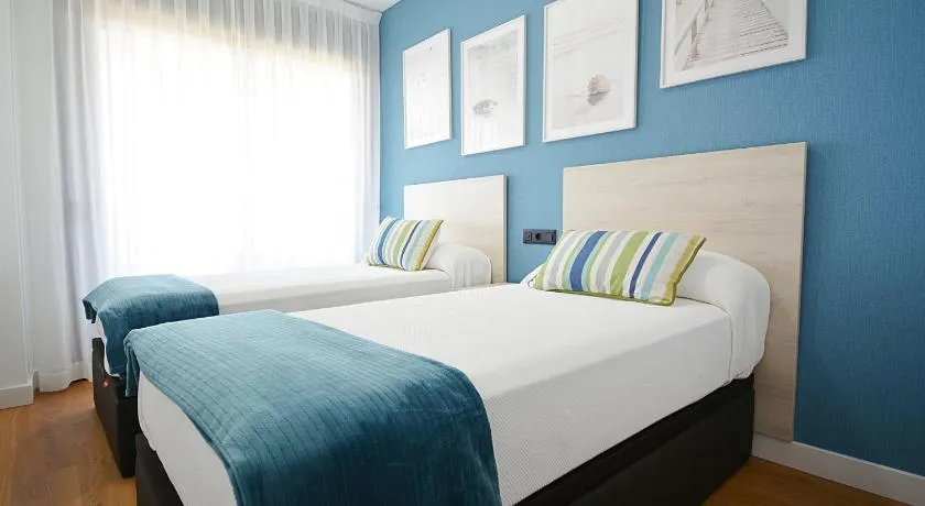 Precioso apartamento con terraza y piscina en Portonovo-Sanxenxo - Image 1