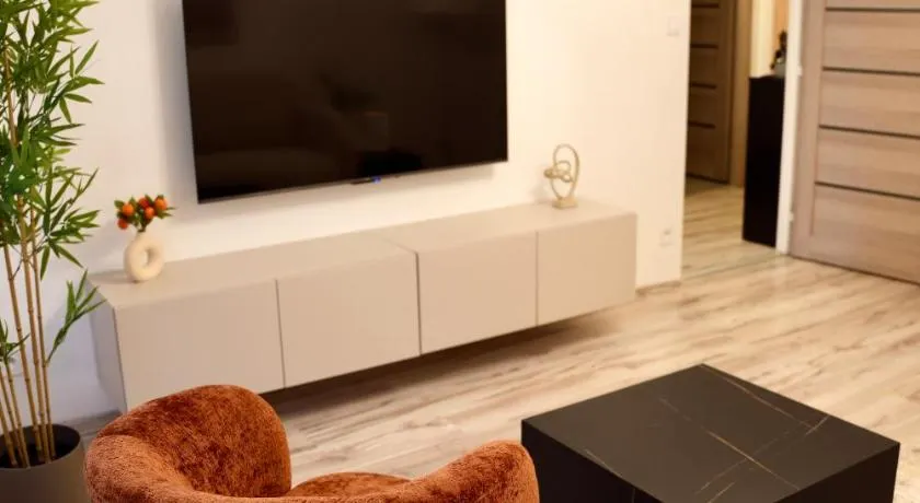 Apartmán Centrum Zvolen s parkovaním zdarma ZV2 - Image 1