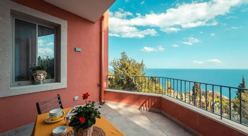 The charming house - Image 1