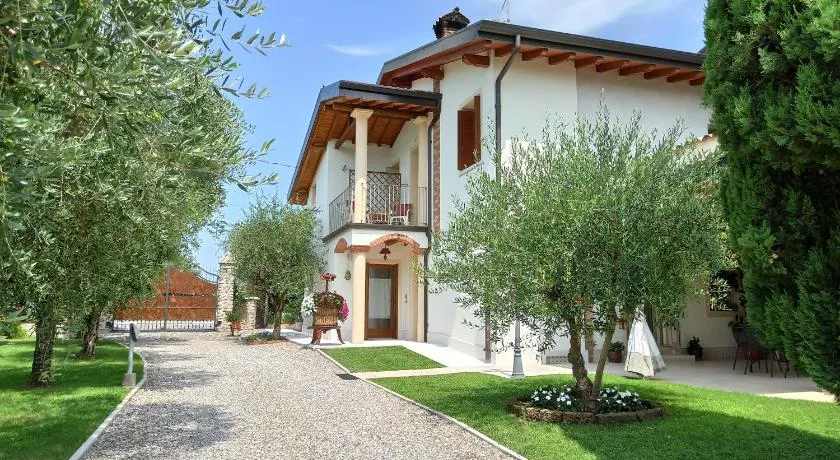 Le Zampolle B & B - Image 1