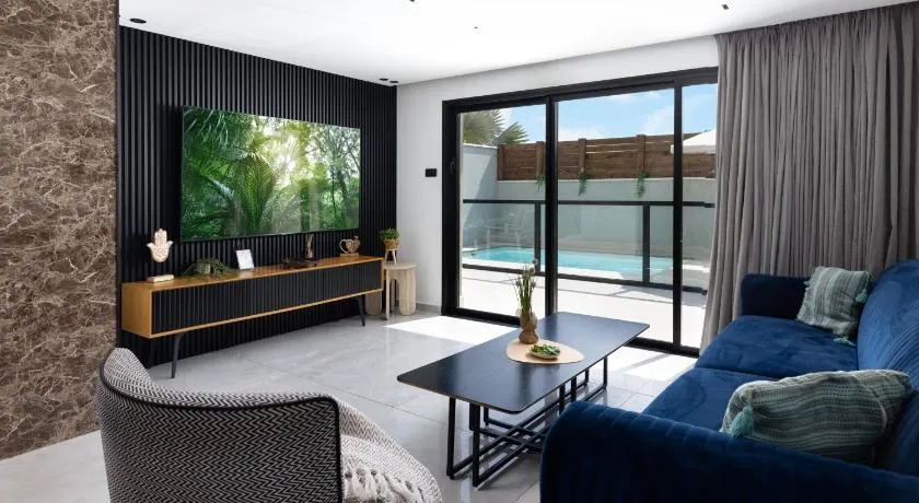 Coral suites Boutique - Image 1