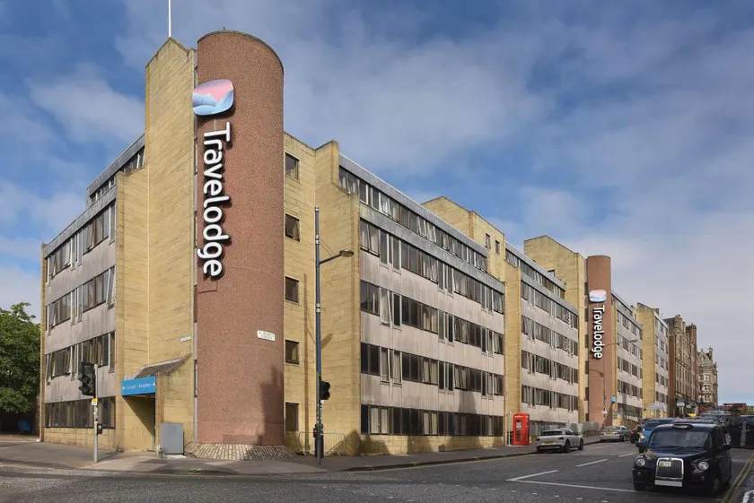 Travelodge Edinburgh Central - Image 1