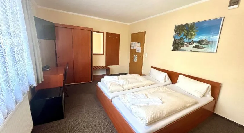 Pension Garbsen - Image 1