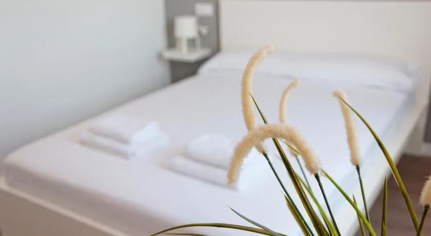 Mallorca Rooms Can Pastilla - Image 1