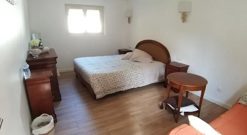 Valérie GOUFFÉ Chambres d'hotes - Image 1