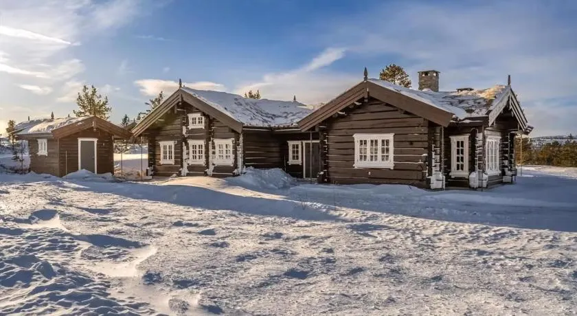 Timber Cabin With Hot Tub And Ski Runs In Veggli - Image 1