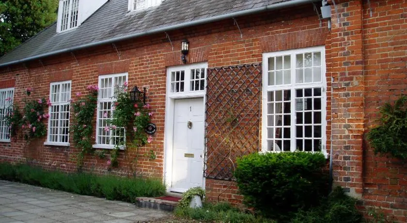 The Courtyard - Image 1