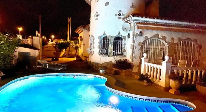 MEDDAYS VILLA LAGUN ETXEA - Image 1