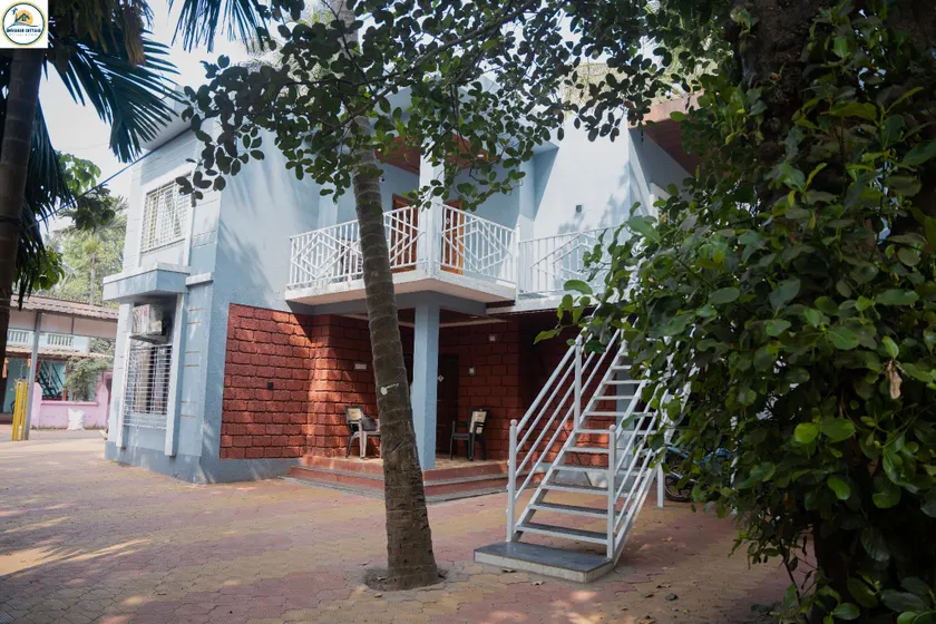 Ekant Cottage - Image 1
