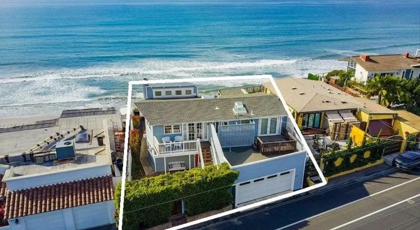 Beacons 3 Bedroom Home - Image 1
